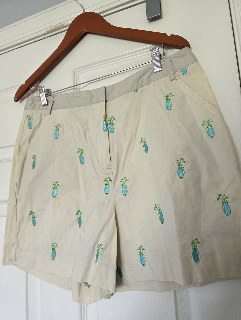 Vtg Lilly Pulitzer White Tag Khaki Golf Shorts Embroidered Golf Bag Clubs Sz. 12